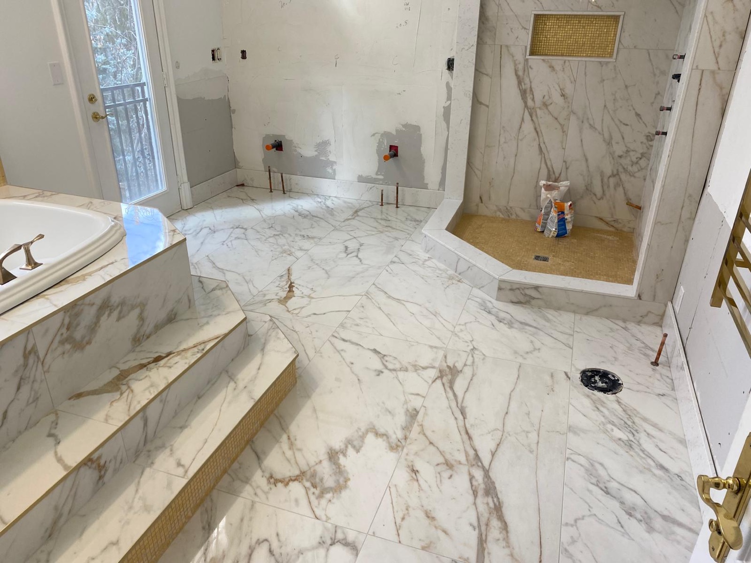 Luxury Bathrooms